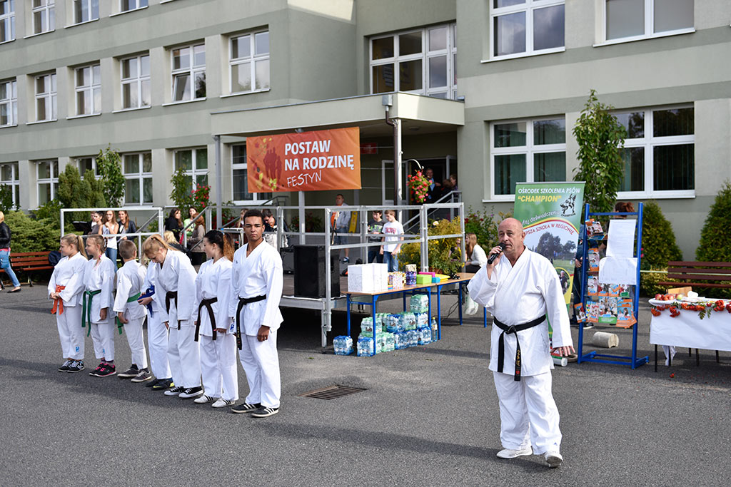 Wielka rodzinna zabawa na festynie szkolnym w ZSO nr 2