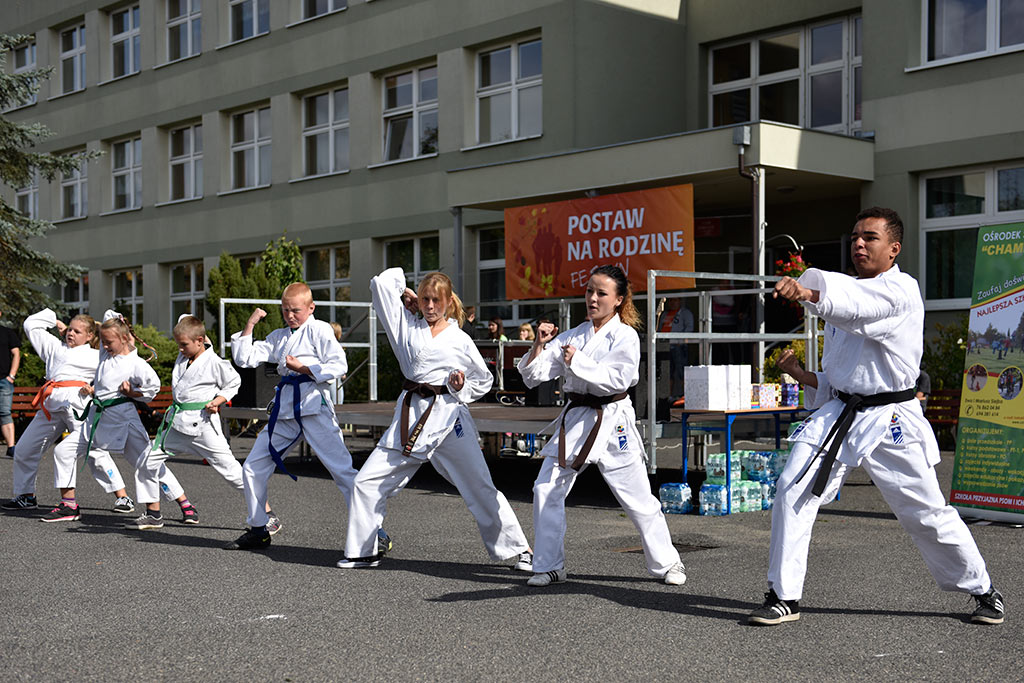 Wielka rodzinna zabawa na festynie szkolnym w ZSO nr 2