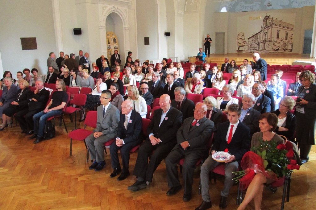 I Liceum Ogólnokształcącym świętuje 70-lecie istnienia	