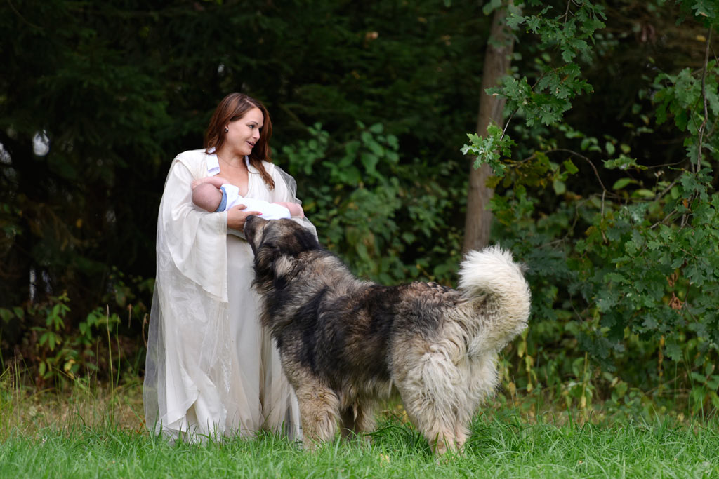 Sesja fotograficzna karmiących mam widziana okiem aparatu