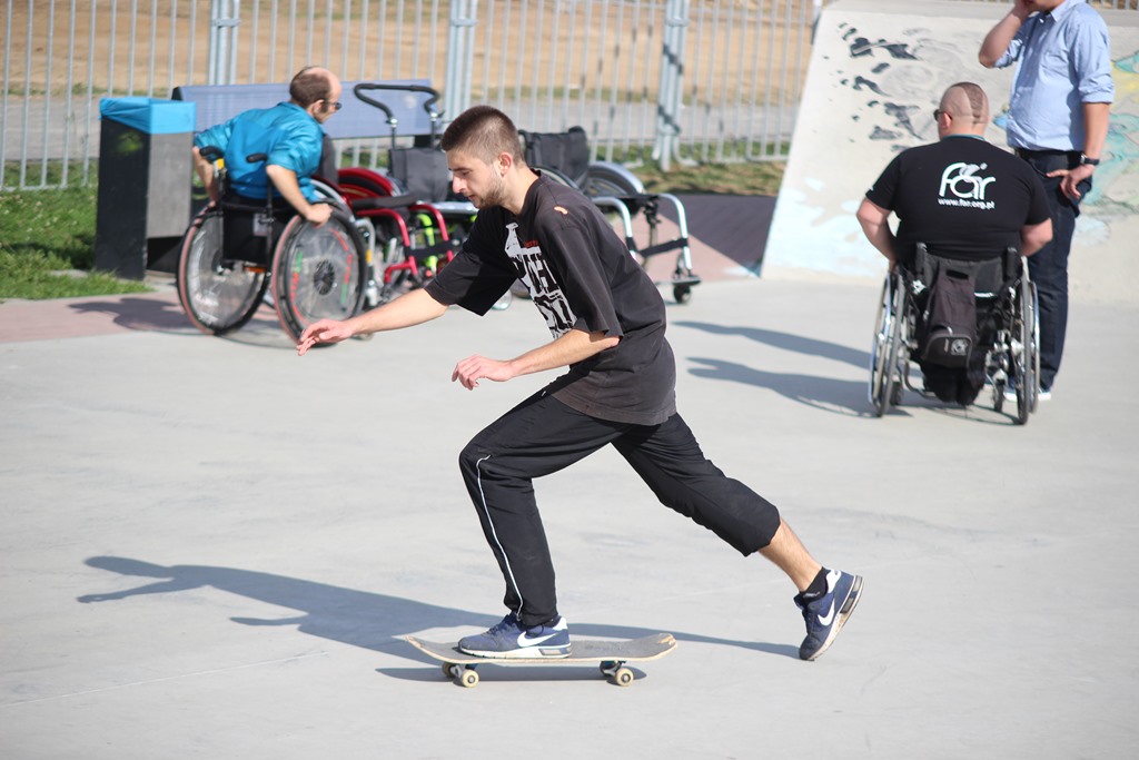 Drugi happening integracyjny na legnickim skateparku