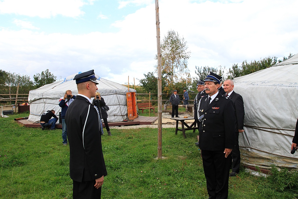 Młodzi strażacy podczas zawodów testowali nowy tor przeszkód