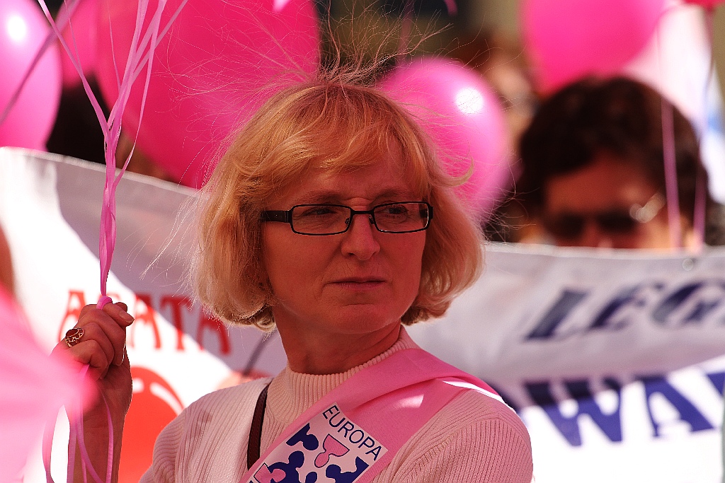 Kobiety z Europa Donna maszerując nawoływały do profilaktyki