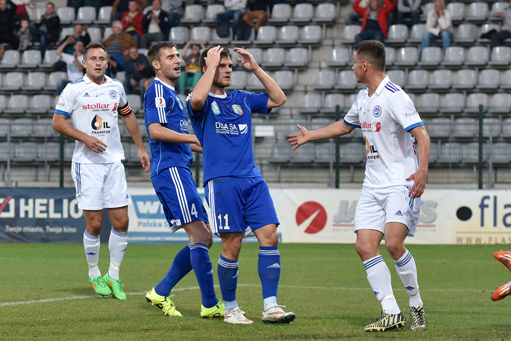 Miedź zremisowała 0:0 z Wigrami. Wynik raczej sprawiedliwy