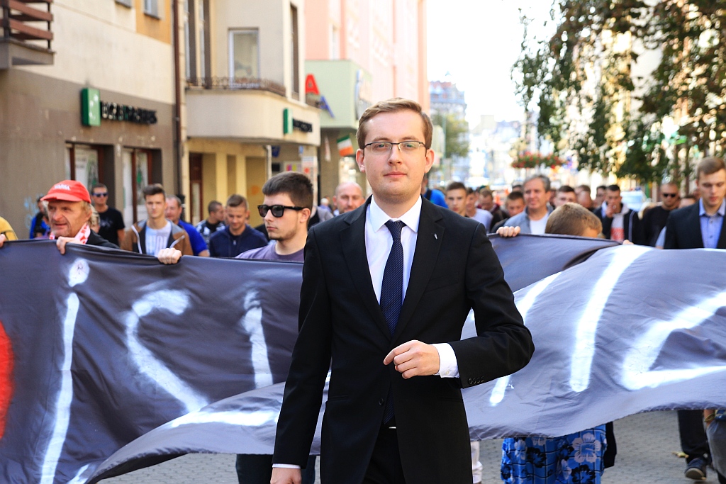 Zwolennicy Kukiza protestowali w Rynku przeciwko uchodźcom