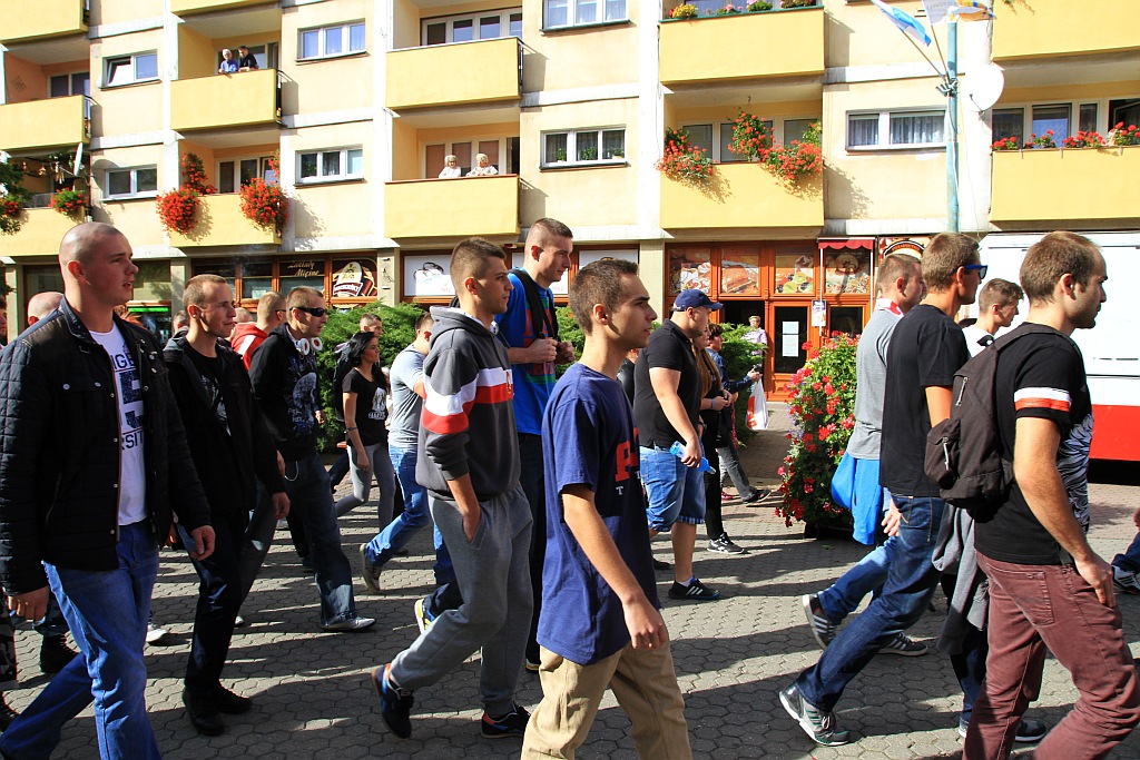 Zwolennicy Kukiza protestowali w Rynku przeciwko uchodźcom