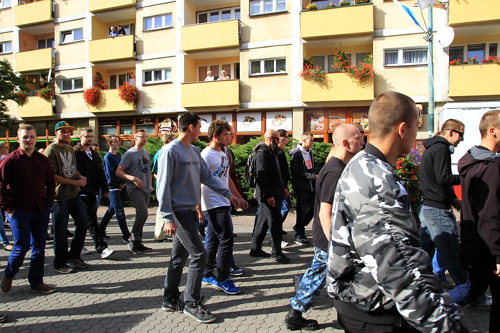 Zwolennicy Kukiza protestowali w Rynku przeciwko uchodźcom