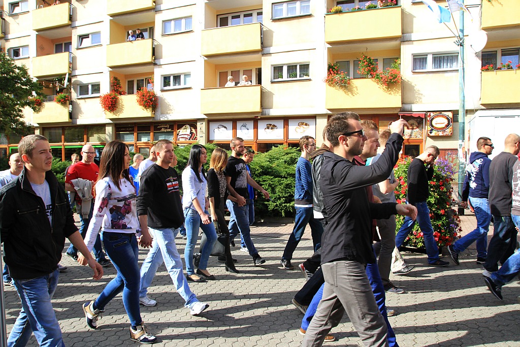 Zwolennicy Kukiza protestowali w Rynku przeciwko uchodźcom