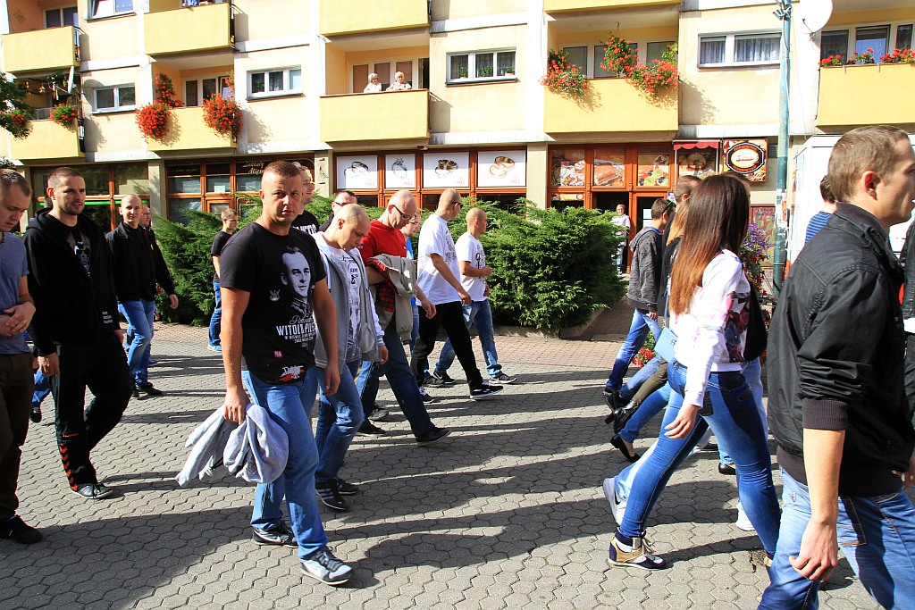 Zwolennicy Kukiza protestowali w Rynku przeciwko uchodźcom