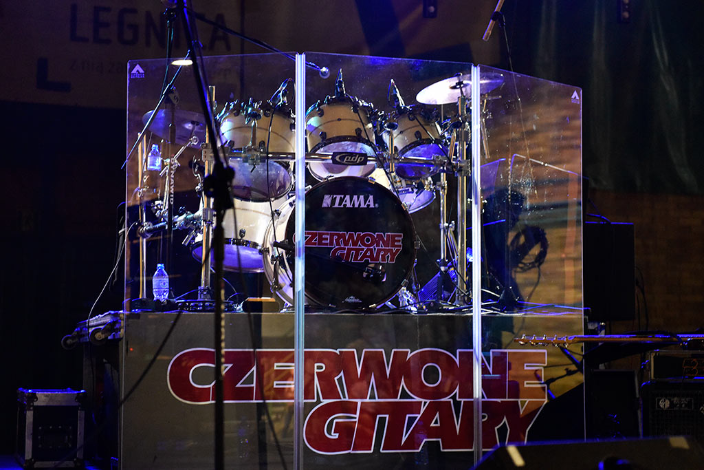Ponad tysiac osób bawiło się na koncercie Czerwonych Gitar