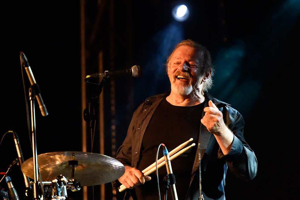 Ponad tysiac osób bawiło się na koncercie Czerwonych Gitar