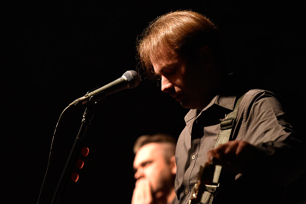 Ponad tysiac osób bawiło się na koncercie Czerwonych Gitar