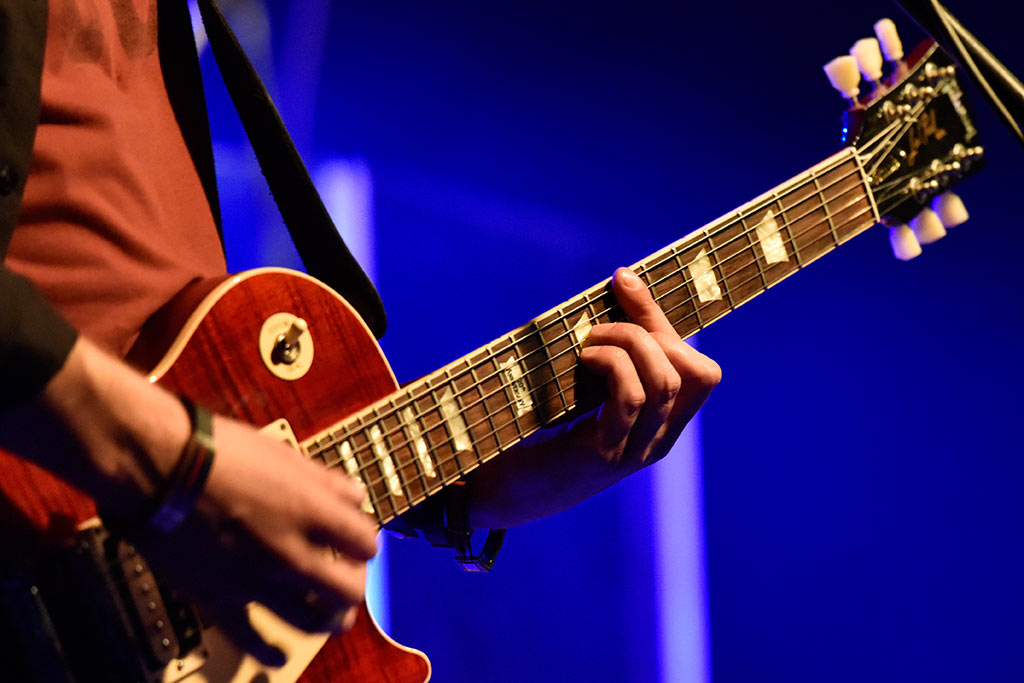 Ponad tysiac osób bawiło się na koncercie Czerwonych Gitar