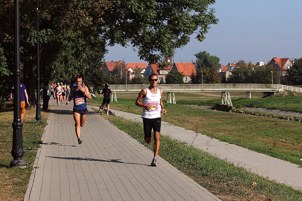 Grzegorz Gronostaj zwycięzcą legnickiego półmaratonu