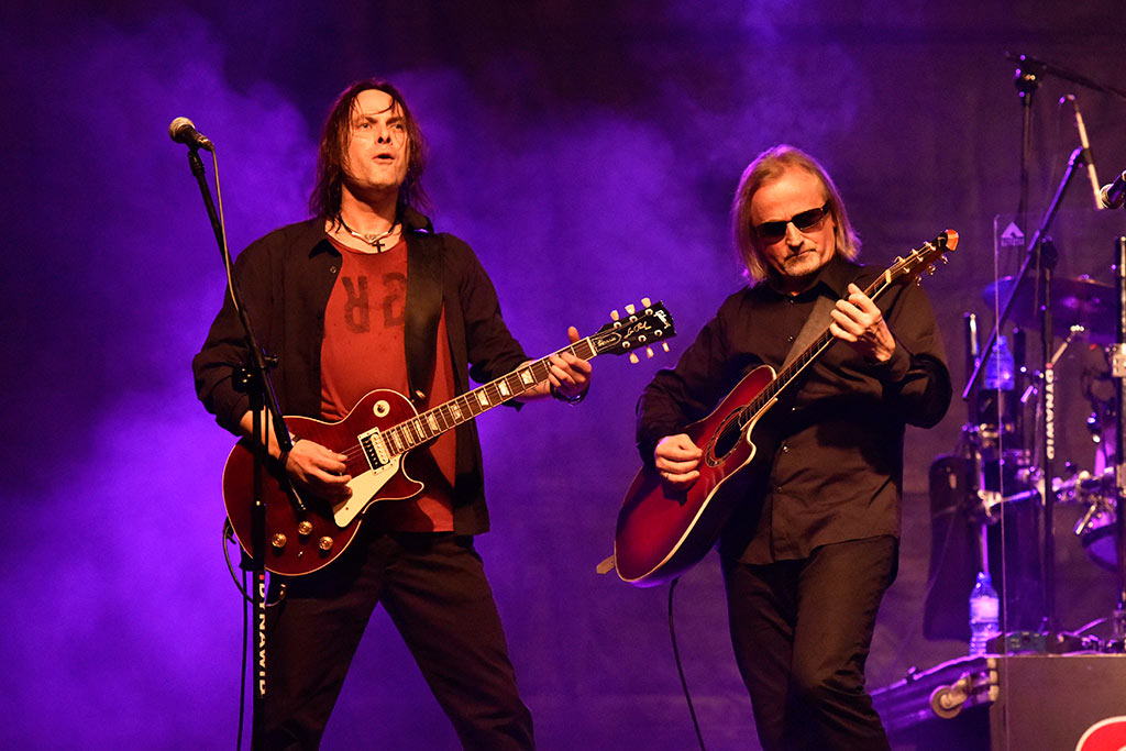 Ponad tysiac osób bawiło się na koncercie Czerwonych Gitar