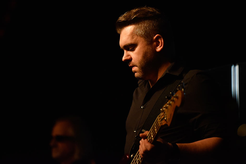 Ponad tysiac osób bawiło się na koncercie Czerwonych Gitar