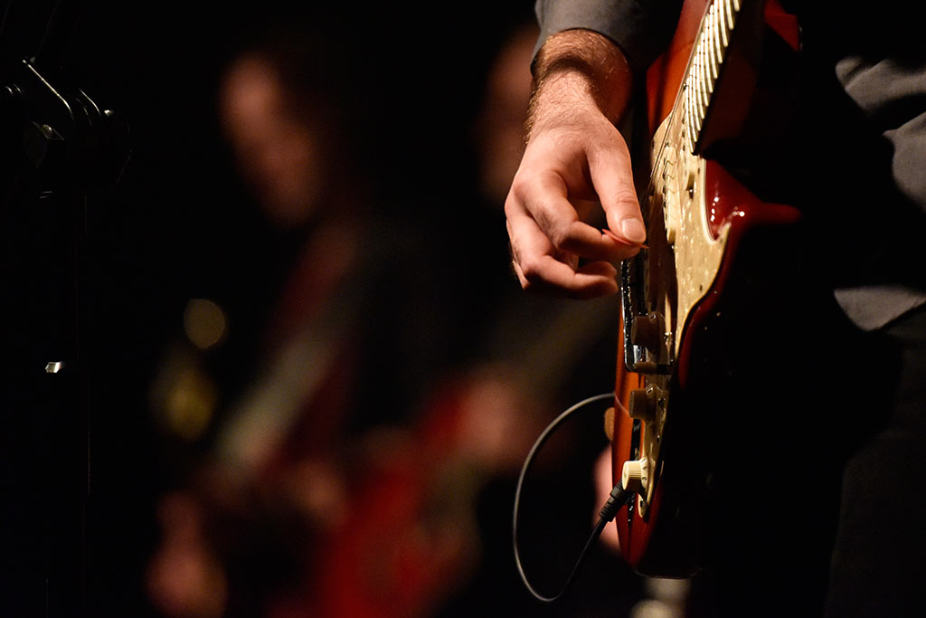 Ponad tysiac osób bawiło się na koncercie Czerwonych Gitar