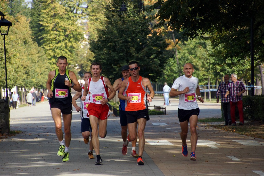 Grzegorz Gronostaj zwycięzcą legnickiego półmaratonu - część 2