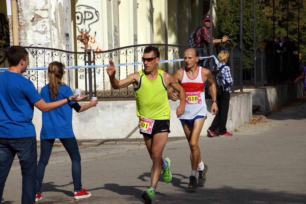 Grzegorz Gronostaj zwycięzcą legnickiego półmaratonu - część 2