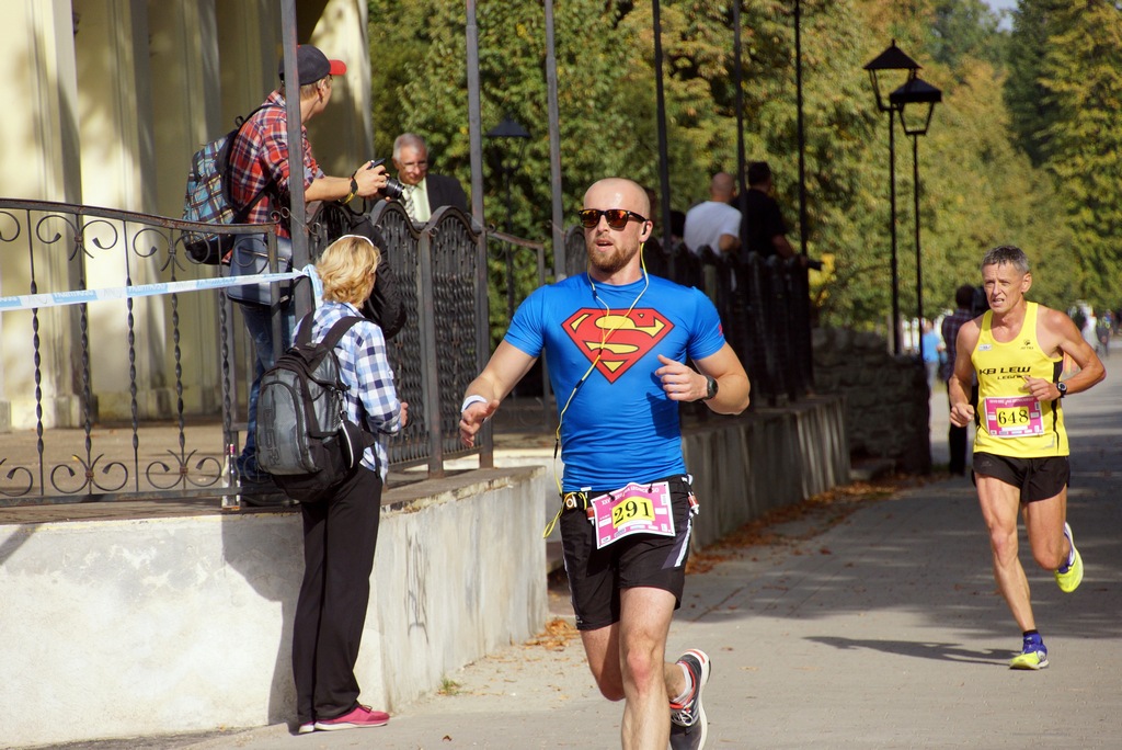 Grzegorz Gronostaj zwycięzcą legnickiego półmaratonu - część 2