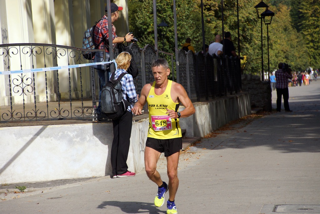 Grzegorz Gronostaj zwycięzcą legnickiego półmaratonu - część 2