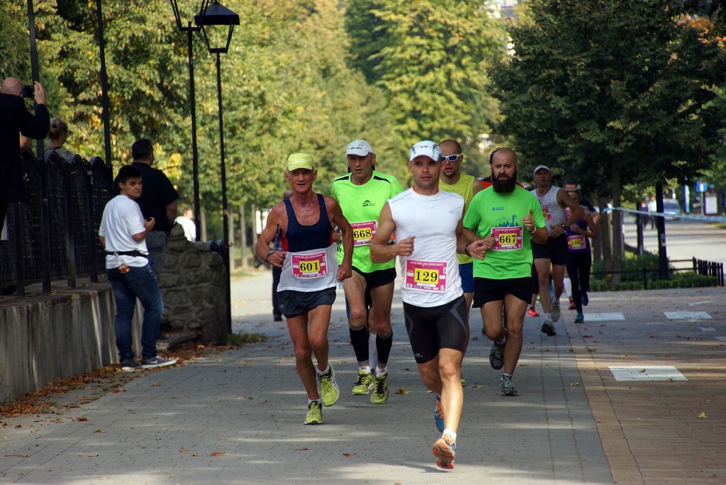 Grzegorz Gronostaj zwycięzcą legnickiego półmaratonu - część 2