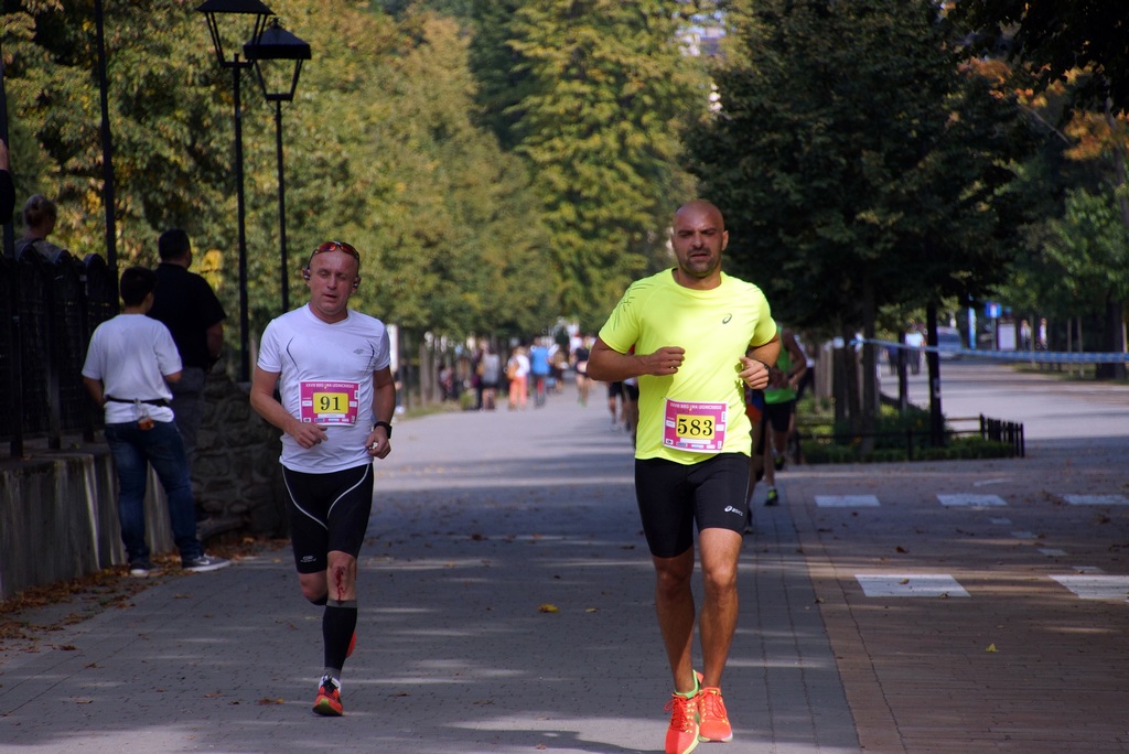 Grzegorz Gronostaj zwycięzcą legnickiego półmaratonu - część 2