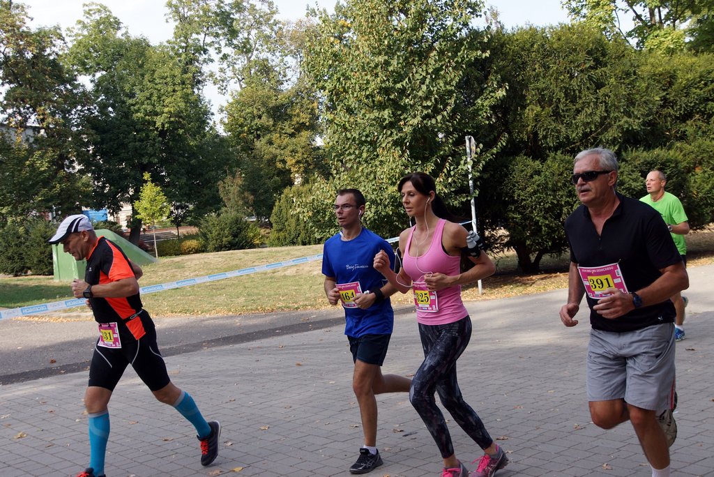 Grzegorz Gronostaj zwycięzcą legnickiego półmaratonu - część 2