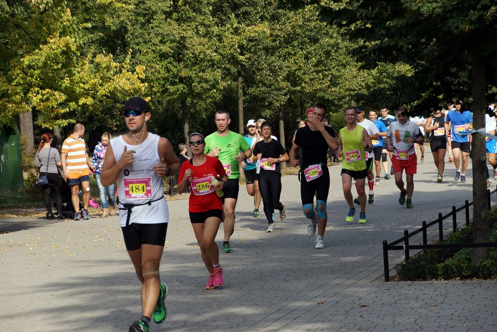 Grzegorz Gronostaj zwycięzcą legnickiego półmaratonu - część 2