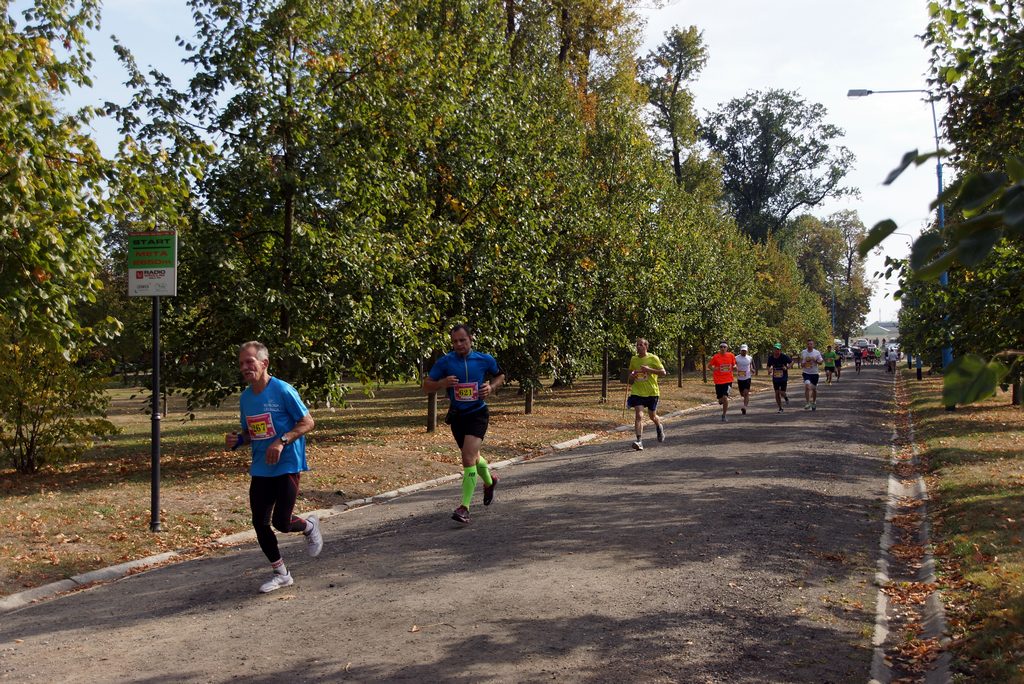 Grzegorz Gronostaj zwycięzcą legnickiego półmaratonu - część 2