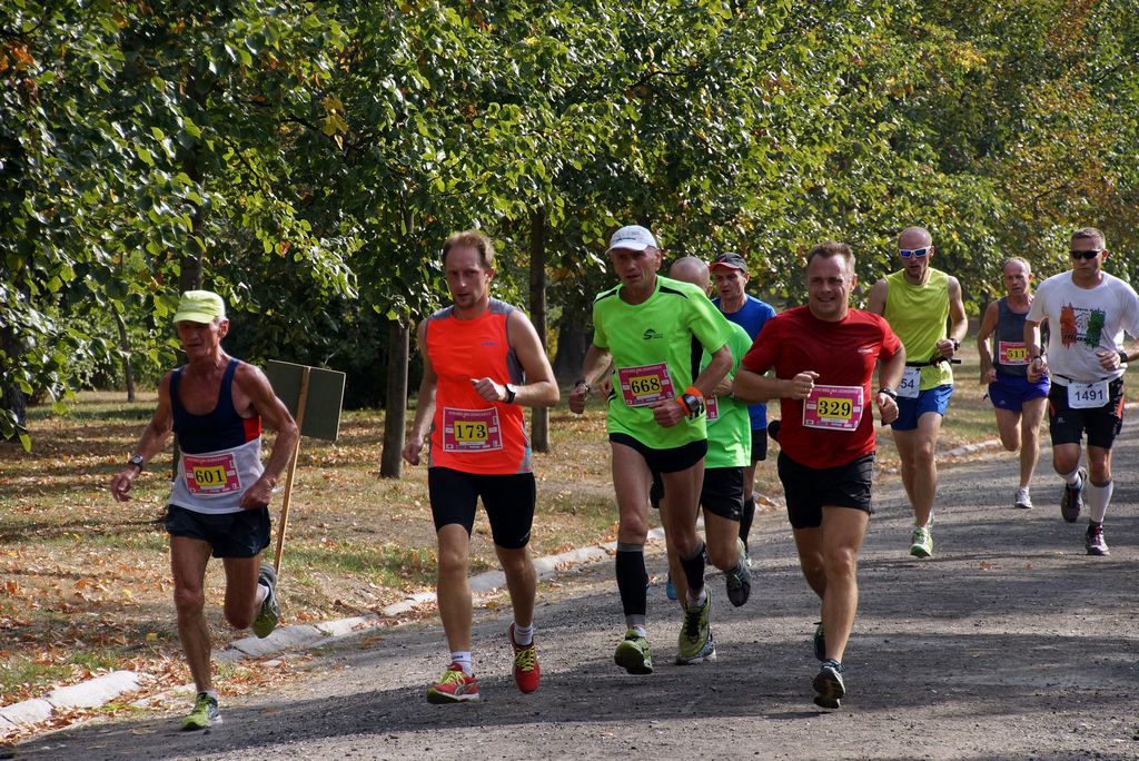 Grzegorz Gronostaj zwycięzcą legnickiego półmaratonu - część 2