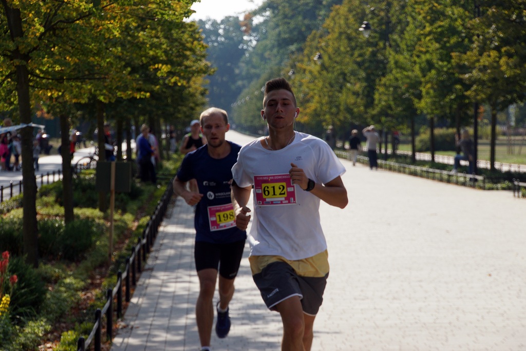 Grzegorz Gronostaj zwycięzcą legnickiego półmaratonu - część 2