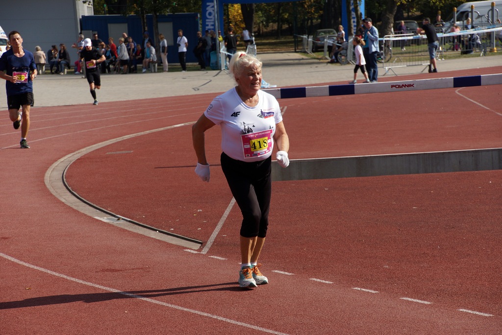 Grzegorz Gronostaj zwycięzcą legnickiego półmaratonu - część 2