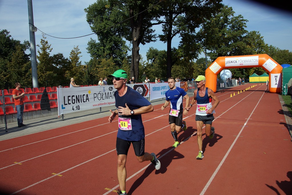 Grzegorz Gronostaj zwycięzcą legnickiego półmaratonu - część 2