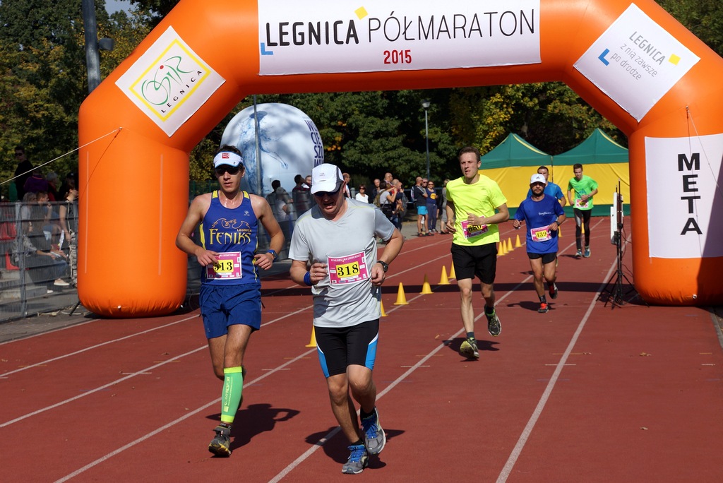 Grzegorz Gronostaj zwycięzcą legnickiego półmaratonu - część 2