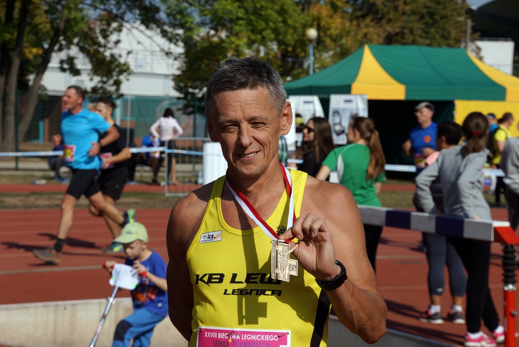 Grzegorz Gronostaj zwycięzcą legnickiego półmaratonu - część 2