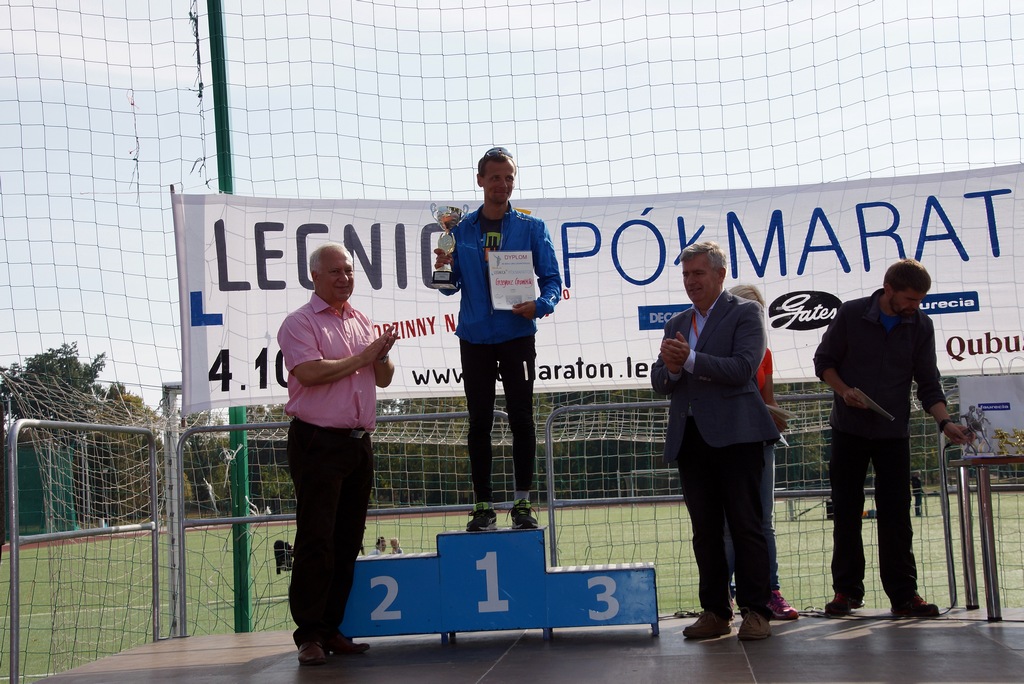 Grzegorz Gronostaj zwycięzcą legnickiego półmaratonu - część 2