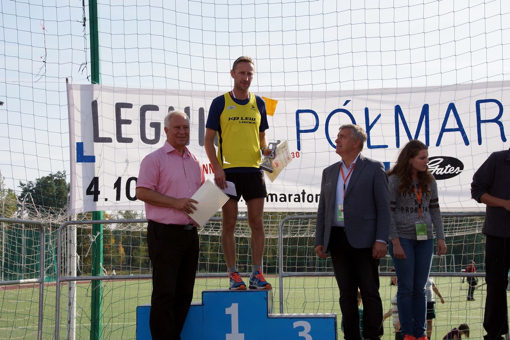 Grzegorz Gronostaj zwycięzcą legnickiego półmaratonu - część 2