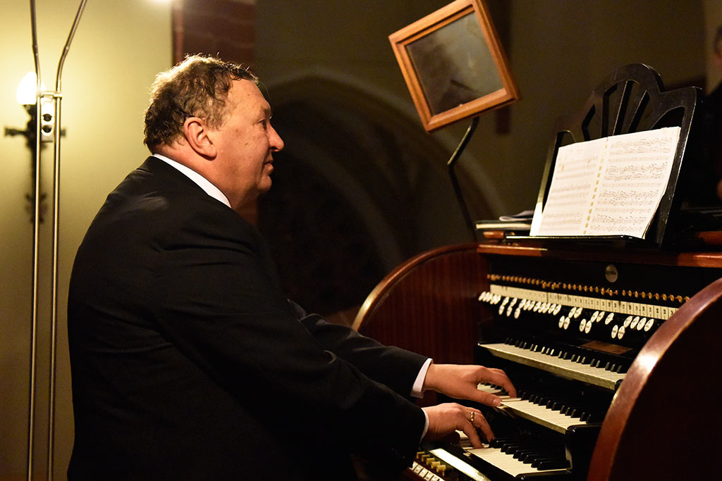 W katedrze odbył się finałowy koncert Wieczorów Organowych
