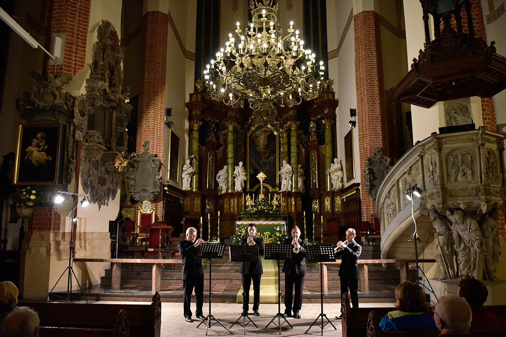 W katedrze odbył się finałowy koncert Wieczorów Organowych
