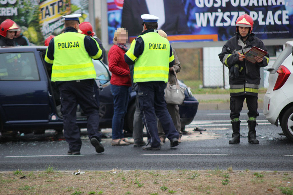 Groźny wypadek na skrzyżowaniu Sikorskiego z Wrocławską