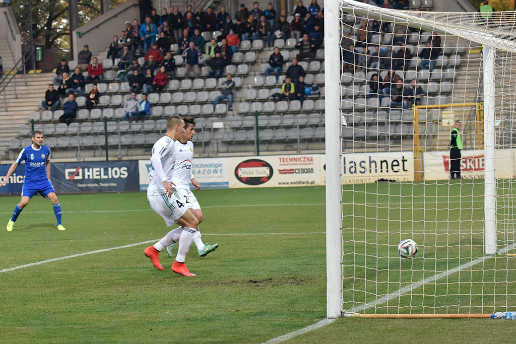 Piłkarze Miedzi Legnica tylko zremisowali z Bełchatowem