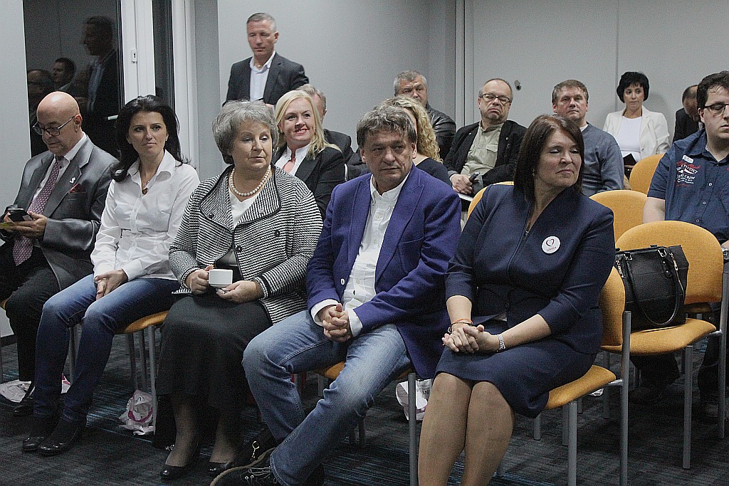 Wykład Tymochowicza i debata dotycząca roli kobiet w polityce