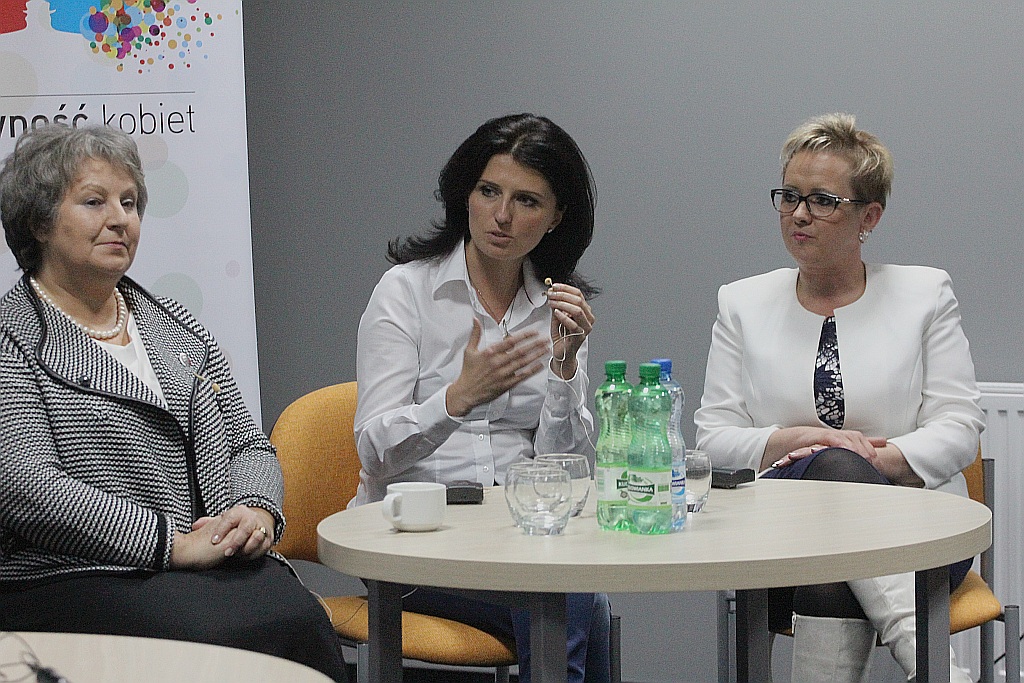 Wykład Tymochowicza i debata dotycząca roli kobiet w polityce