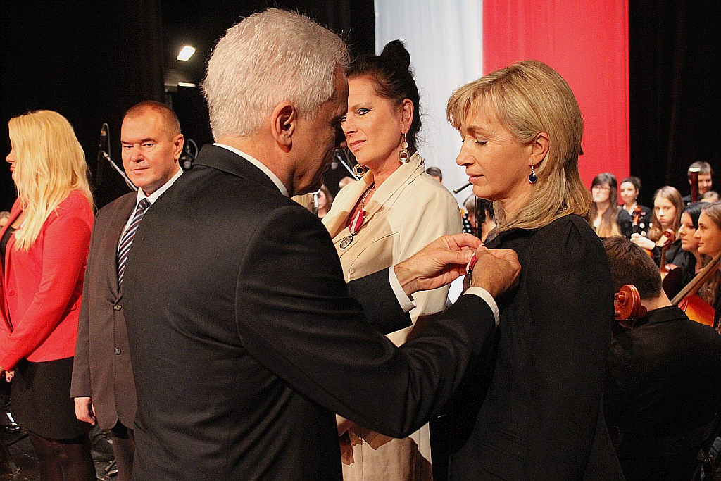 Nauczyciele odebrali odznaczenia, politycy się lansowali