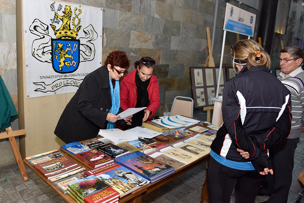 Legnickie organizacje pozarządowe świętowały w Galerii Piastów