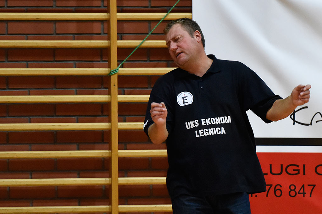 Koszykówka kobiet: Ekonom Legnica pokonał AZS II Poznań
