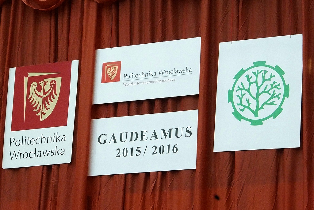 Gaudeamus igitur zabrzmiał dla studentów legnickiej politechniki