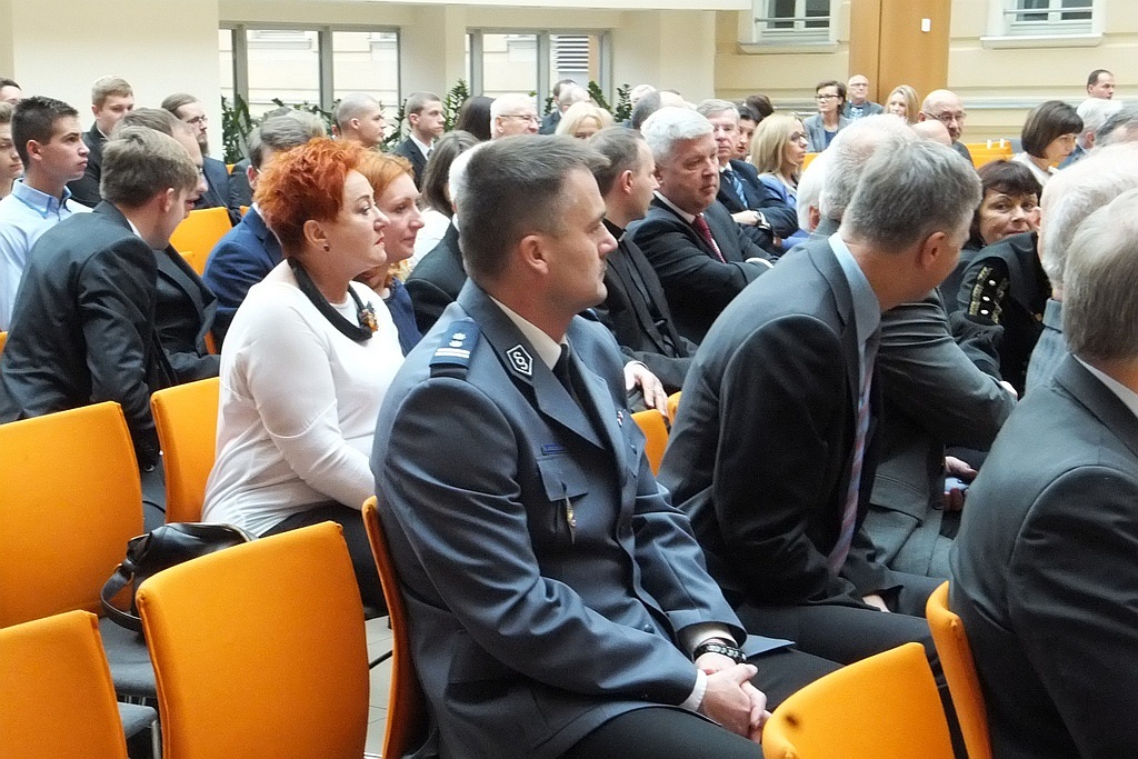 Gaudeamus igitur zabrzmiał dla studentów legnickiej politechniki