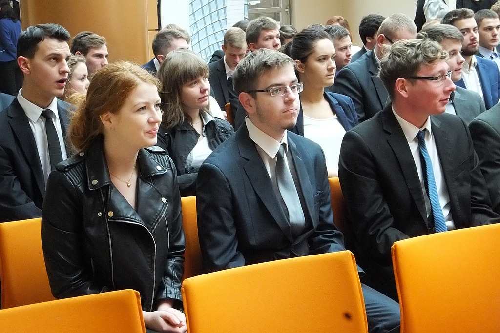 Gaudeamus igitur zabrzmiał dla studentów legnickiej politechniki
